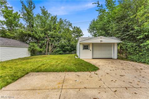 23 Willard Avenue Bedford OH 44146