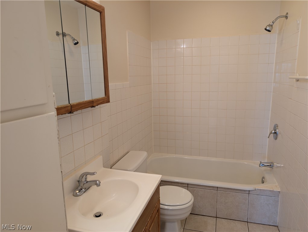 637 E Wilbeth Road Akron OH 44306