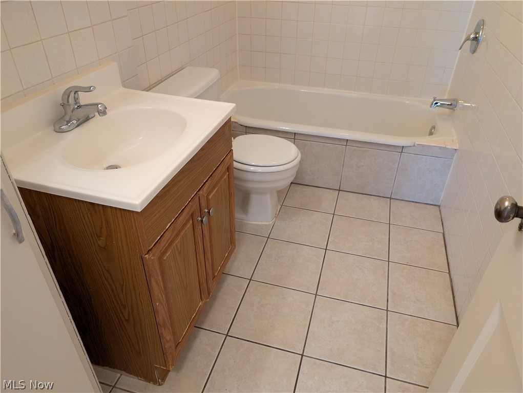 637 E Wilbeth Road Akron OH 44306