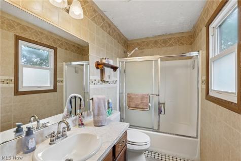 4702 Alger Road Richfield OH 44286