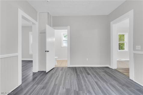 14131 Berwyn Avenue Cleveland OH 44111