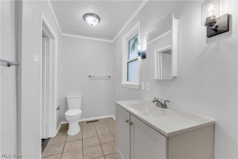 14131 Berwyn Avenue Cleveland OH 44111