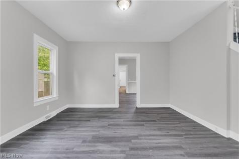 14131 Berwyn Avenue Cleveland OH 44111