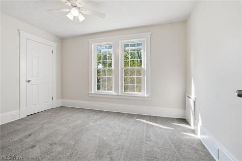 22955 Fairmount Boulevard Shaker Heights OH 44118
