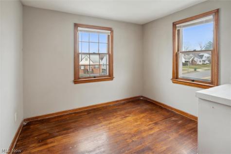 9504 S Highland Avenue Garfield Heights OH 44125