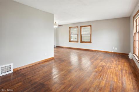 9504 S Highland Avenue Garfield Heights OH 44125