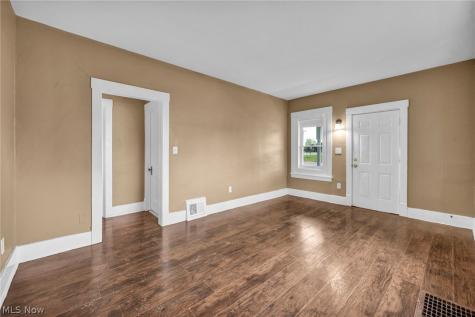 1714 Long Avenue Lorain OH 44052