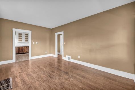 1714 Long Avenue Lorain OH 44052