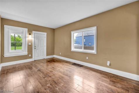 1714 Long Avenue Lorain OH 44052