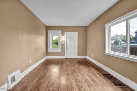 1714 Long Avenue Lorain OH 44052