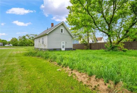 1714 Long Avenue Lorain OH 44052