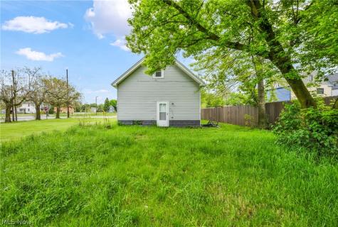 1714 Long Avenue Lorain OH 44052