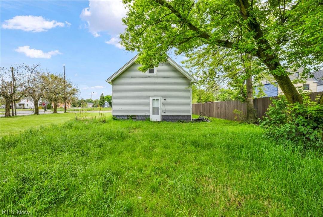 1714 Long Avenue Lorain OH 44052