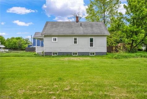 1714 Long Avenue Lorain OH 44052