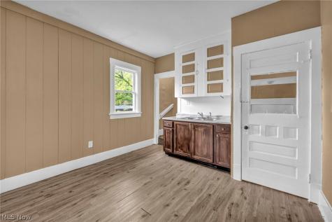 1714 Long Avenue Lorain OH 44052