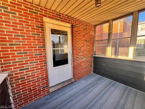 2907 Snow Road Parma OH 44134