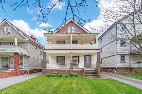 1695 Glenmont Road Cleveland Heights OH 44118