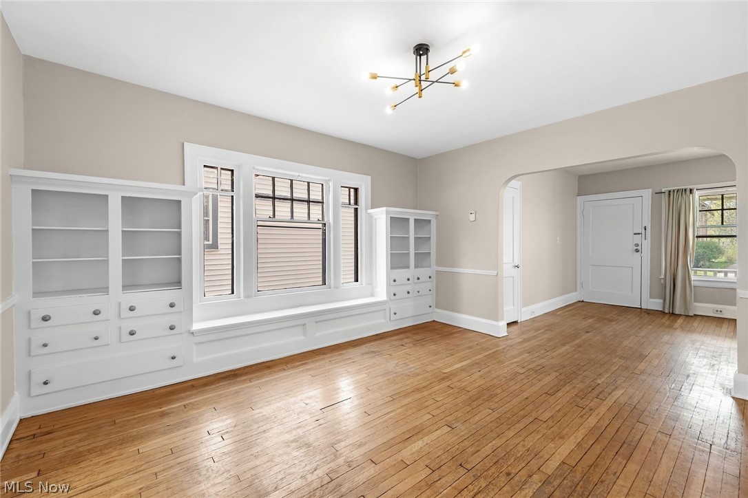 1695 Glenmont Road Cleveland Heights OH 44118