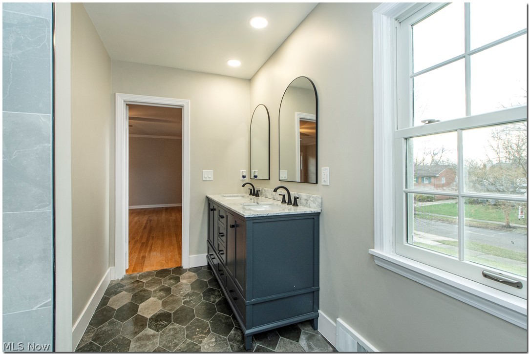 2685 Rocklyn Road Shaker Heights OH 44122