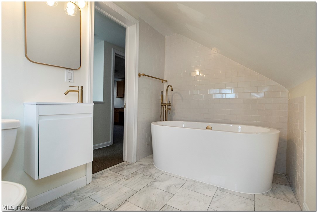 2685 Rocklyn Road Shaker Heights OH 44122