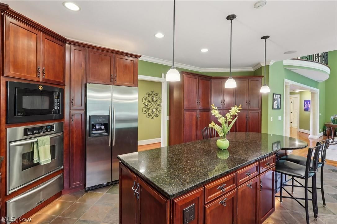 7560 Royal Portrush Drive Solon OH 44139