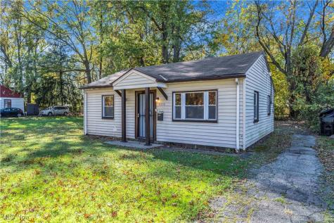 4428 E 142nd Street Cleveland OH 44128