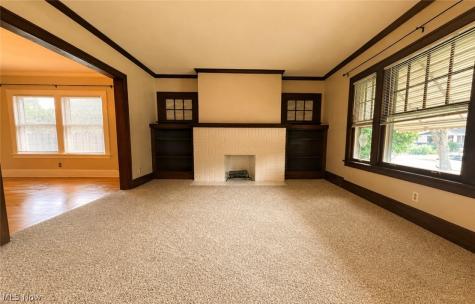 2173 Brown Lakewood OH 44107