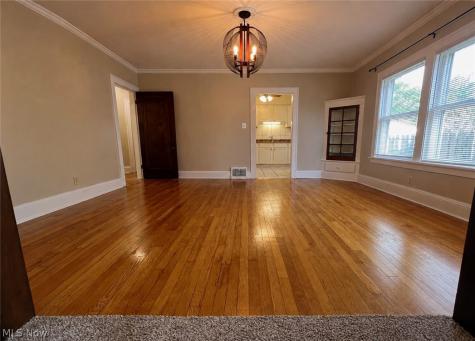 2173 Brown Lakewood OH 44107