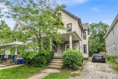 1345 W 61st Street Cleveland OH 44102