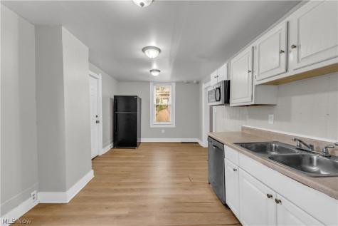 1345 W 61st Street Cleveland OH 44102