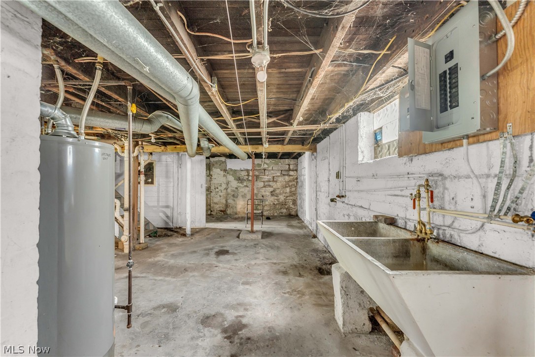 1345 W 61st Street Cleveland OH 44102