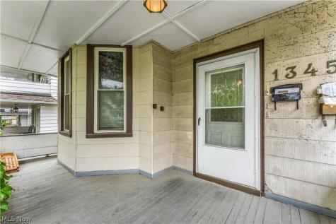 1345 W 61st Street Cleveland OH 44102
