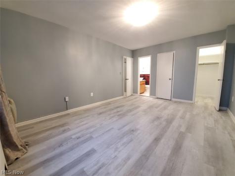 11820 Edgewater Drive Lakewood OH 44107