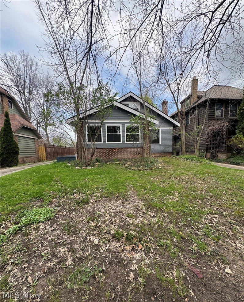 3327 Bradford Road Cleveland Heights OH 44118