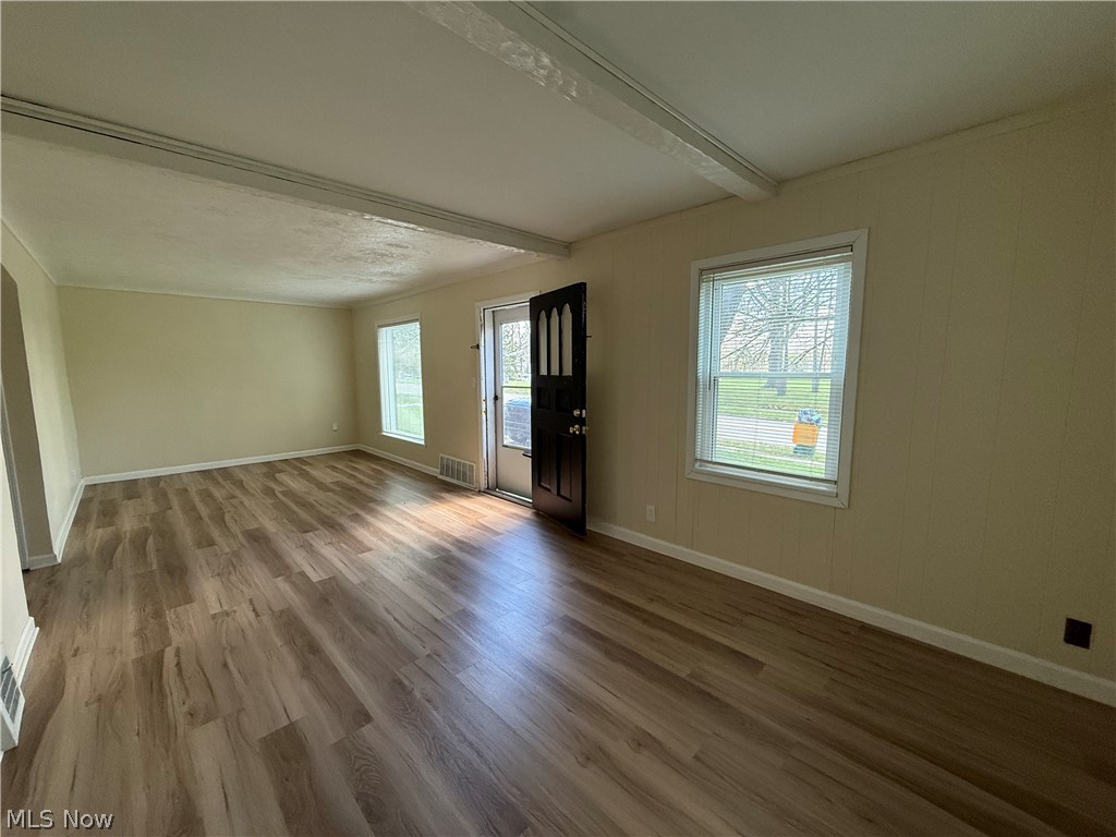 18505 Raymond Street Maple Heights OH 44137