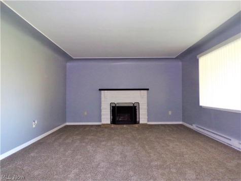 152 S Yorkshire Boulevard Youngstown OH 44515
