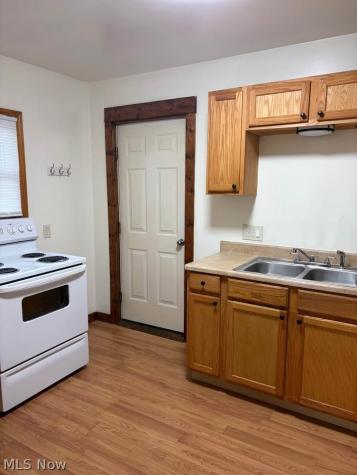 1841 Flint Avenue Akron OH 44305