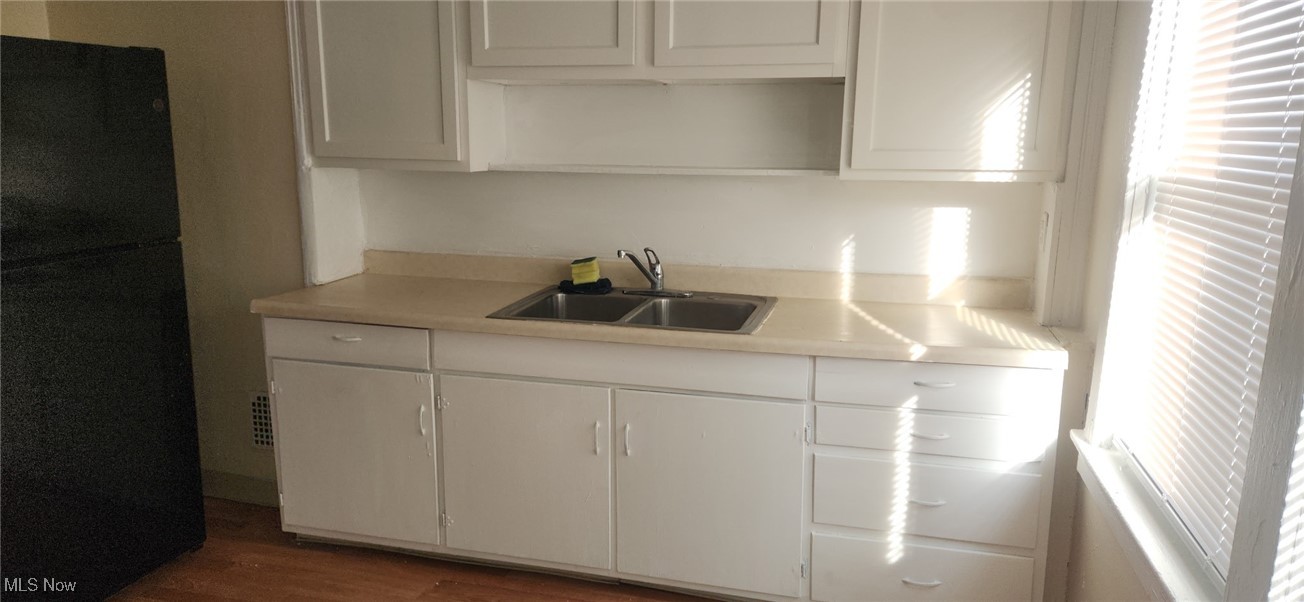 3943-3947 Riley Avenue Struthers OH 44471