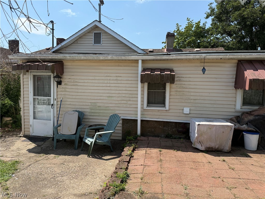 832 Grant Avenue Martins Ferry OH 43935