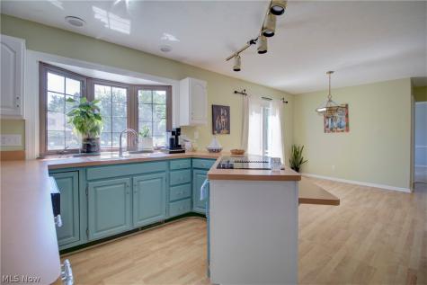 17639 Lexington Lane Strongsville OH 44136