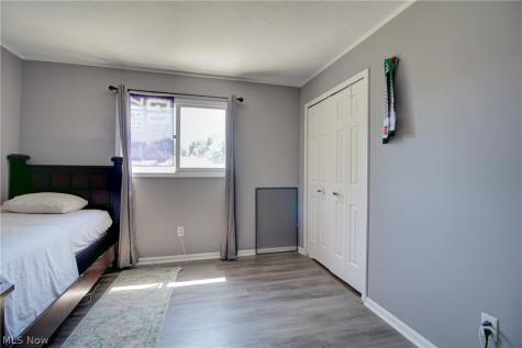 17639 Lexington Lane Strongsville OH 44136