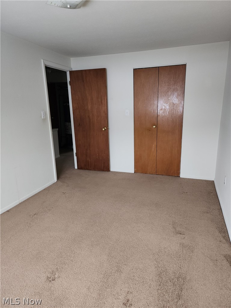 83 E Sprague Road Seven Hills OH 44131