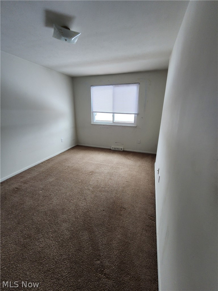 83 E Sprague Road Seven Hills OH 44131