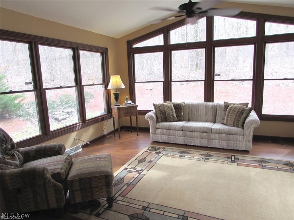 1322 Steele Hill Road NW New Philadelphia OH 44663
