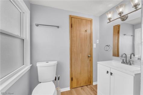30021 Robert Street Wickliffe OH 44092