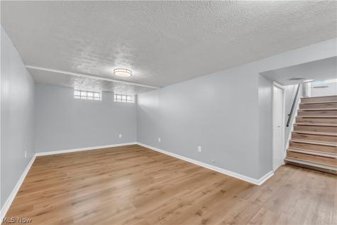 30021 Robert Street Wickliffe OH 44092