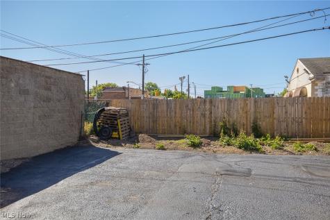 4911 Tillman Avenue Cleveland OH 44102