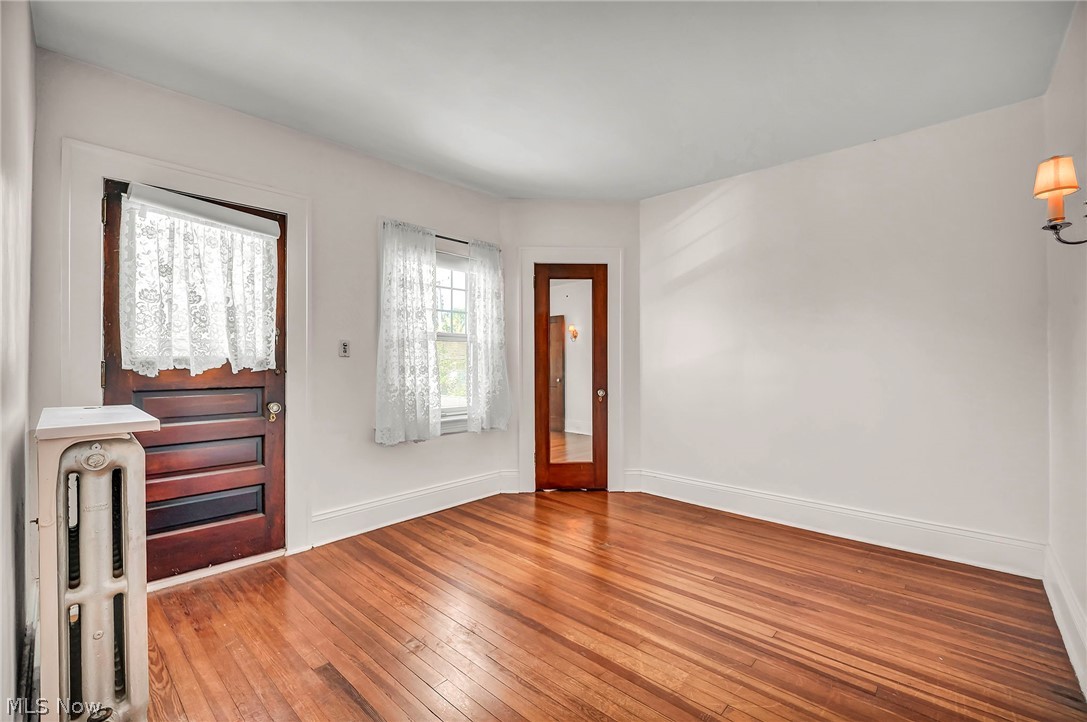 17938 Rosecliff Road Cleveland OH 44119