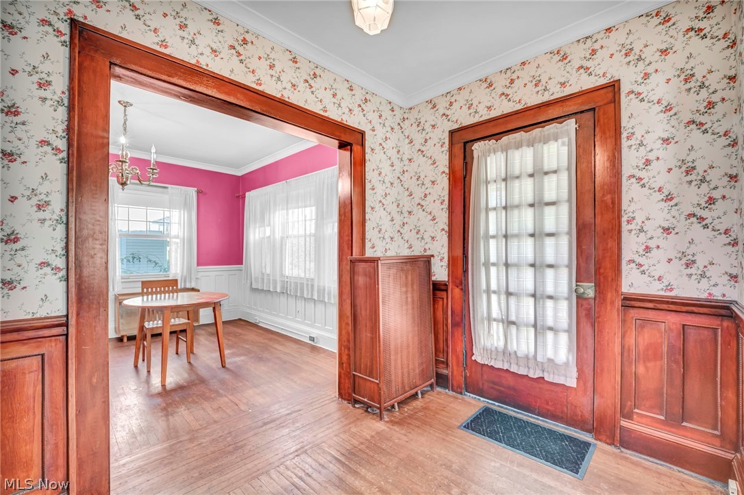 17938 Rosecliff Road Cleveland OH 44119