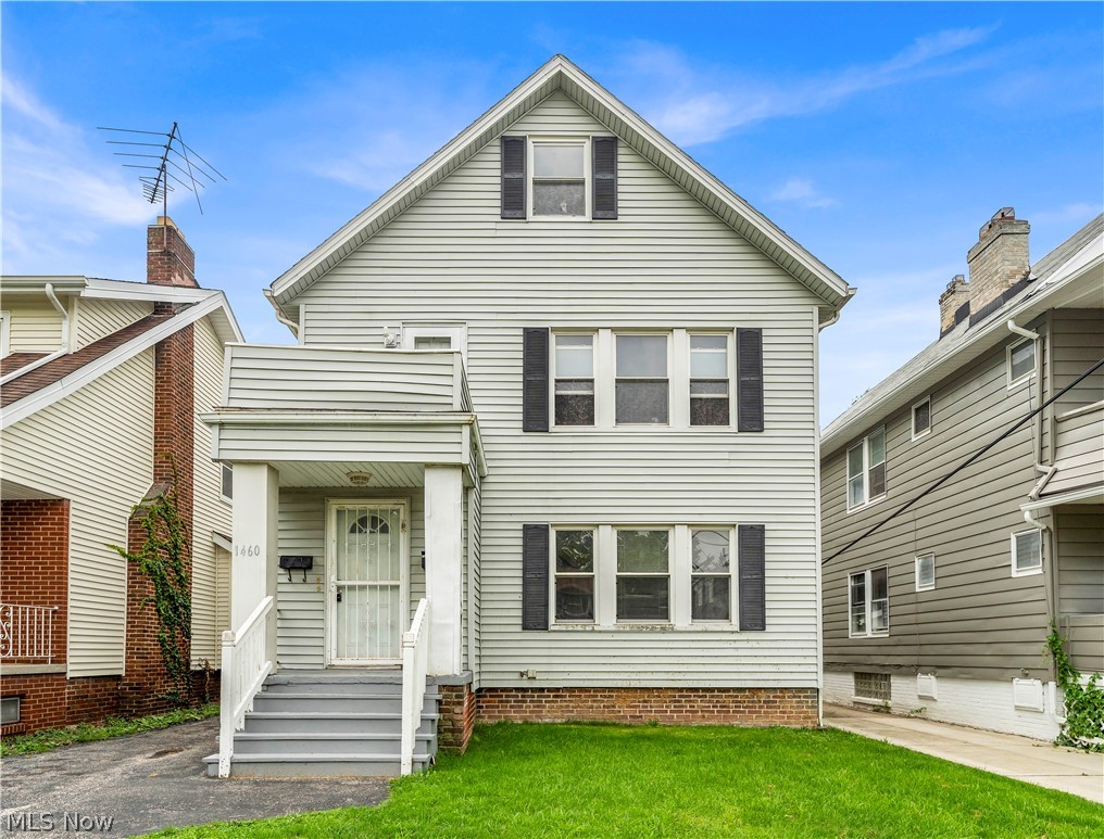 1460 E 204th Street Euclid OH 44117